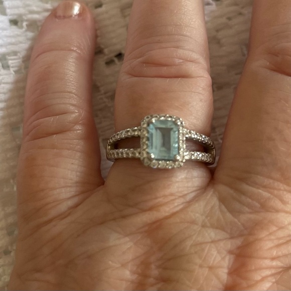 Platinum Diamond Aquamarine emerald cut ring size 7 - Picture 8 of 11